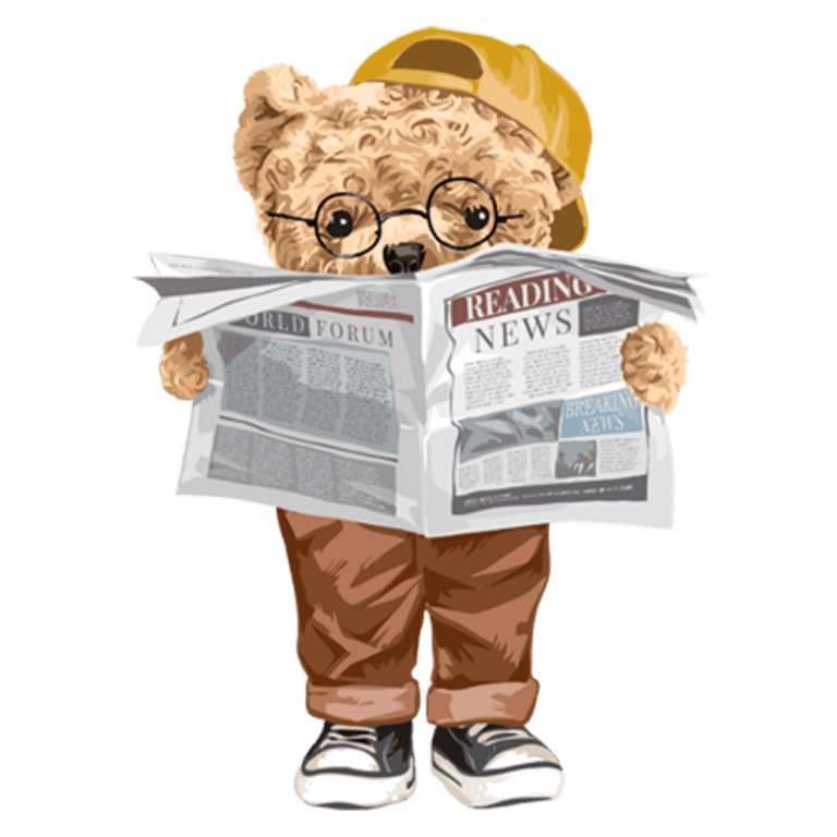 Urso fofinho com óculos e boné, lendo um jornal. Ele usa calças marrons e tênis brancos, transmitindo uma imagem divertida e cativante.