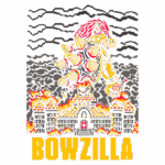 Imagem de um personagem inspirado em jogos de vídeo game, com uma criatura semelhante a um dragão gigante, chamada "Bowzilla", atacando uma cidade em chamas. O fundo é escuro com nuvens, e o nome "BOWZILLA" está destacado na parte inferior, em letras amarelas.