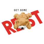 Urso de pelúcia fofo deitado sobre a palavra "REST" em vermelho, promovendo a importância do descanso e relaxamento. Ideal para campanhas de bem-estar e autocuidado.