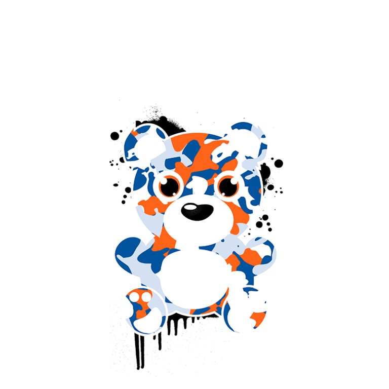 Ilustração de um urso de pelúcia estilizado, com cores em azul, laranja e branco, acompanhado pela palavra "TEDDY" em destaque. O fundo apresenta traços artísticos e detalhes de código de barras. Ideal para produtos infantis ou decoração de quartos.