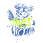 Imagem de um ursinho estilizado em azul, com a frase "TRUST THE BEAR" em verde neon, representando uma arte moderna e urbana. Ideal para design gráfico e moda alternativa.