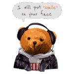Ursinho estilizado usando fones de ouvido e jaqueta, com a mensagem de que vai colocar um sorriso no rosto. Ideal para conteúdo divertido e positivo.