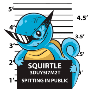 Squirtle cartoon em uma ficha policial, com óculos escuros e segurando uma placa que diz "SPITTING IN PUBLIC" (cuspingando em público). Fundo com marcadores de altura.