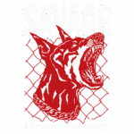 Imagem de um cão feroz, com a cabeça voltada para cima e a boca aberta, em um fundo de grade. O texto "SAVAGE" está em destaque na parte superior, enquanto "NO MERCY FOR THE WICKED" está na parte inferior, ambos em estilo gráfico ousado. A ilustração é predominantemente em vermelho e branco, transmitindo uma sensação de agressividade e força.