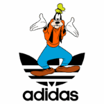 Personagem animado Pateta da Disney, em uma pose divertida, com roupa laranja e calças azuis, posicionado sobre o logo da Adidas em preto. Ideal para artes, vestuário e cultura pop.