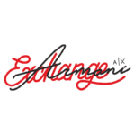Logotipo estilizado da plataforma de troca "Exhange", com letras vermelhas e pretas, transmitindo um design moderno e dinâmico.