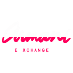 Logotipo da Amani Exchange, apresentando a palavra "Amani" em estilo cursivo com pontos brancos e a palavra "E XCHANGE" em letras maiúsculas vermelhas, simbolizando uma marca moderna e contemporânea.