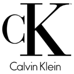 Logotipo da Calvin Klein, apresentando as letras "CK" em uma fonte estilizada e elegante, representando a marca de moda e estilo de vida.
