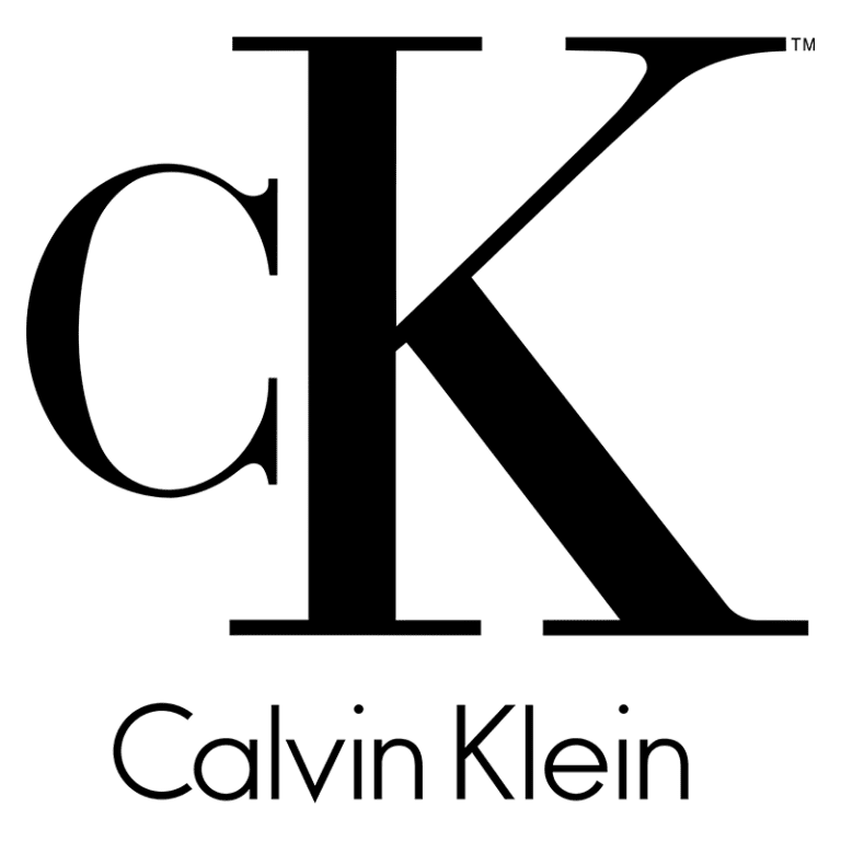 Logotipo da Calvin Klein, apresentando as letras "CK" em uma fonte estilizada e elegante, representando a marca de moda e estilo de vida.
