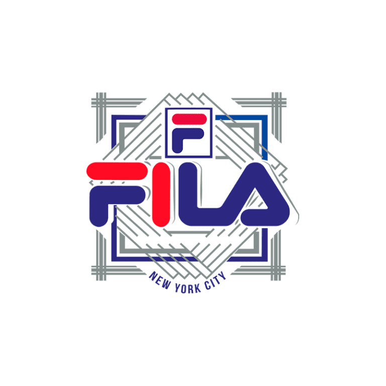 Logotipo da Fila com as palavras "New York City", destacando cores vibrantes em vermelho, azul e branco, representando a marca de moda e esportes.