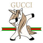 Ilustração de um unicórnio estilizado com a marca Gucci, apresentando um design divertido e moderno, com o logotipo da marca e as cores icônicas verde e vermelho.
