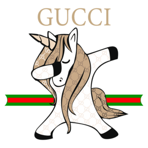 Ilustração de um unicórnio estilizado com a marca Gucci, apresentando um design divertido e moderno, com o logotipo da marca e as cores icônicas verde e vermelho.