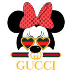 Imagem estilizada da Minnie Mouse usando óculos de sol em forma de coração com cores da Gucci, adornada com uma faixa vermelha com o logotipo da marca e um laço vermelho na cabeça, acompanhada do texto "GUCCI" em amarelo.