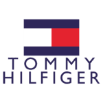 Logo da marca Tommy Hilfiger com fundo colorido, apresentando o icônico brasão composto por faixas azul, branca e vermelha, simbolizando o estilo clássico e moderno da moda americana.