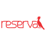 Logo da marca Reserva, apresentando o nome em letras vermelhas e um desenho estilizado de um pássaro ao lado, simbolizando a identidade única e criativa da empresa.