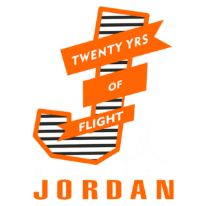 Logotipo comemorativo de 20 anos da marca Air Jordan, apresentando um "J" estilizado, com faixa laranja destacando "Twenty Yrs of Flight" e o nome "Michael Jordan" em destaque. Inclui silhouette do icônico salto de Jordan.