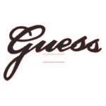 Logotipo da marca Guess, escrito em uma fonte cursiva, com a data "EST. 1981" destacada, simbolizando a fundação da marca.