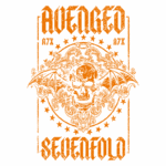 Design de camiseta da banda Avenged Sevenfold, apresentando um crânio com asas de morcego e estrelas em um estilo gráfico laranja sobre fundo verde, destacando o nome da banda e o nome alternativo "A7X".