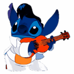 Personagem Stitch da Disney, vestido com um traje branco, tocando um ukulele laranja, com um cabelo preto estilizado, transmitindo uma sensação de diversão e musicalidade.