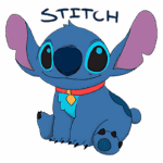 Personagem Stitch de "Lilo & Stitch", com pelagem azul, orelhas grandes e expressão amigável, sentado e usando um colarinho vermelho com um pingente amarelo.