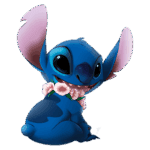 Personagem cartoon Stitch, de pele azul, sentado e sorrindo, usando uma guirlanda de flores ao redor do pescoço, com grandes orelhas rosa.